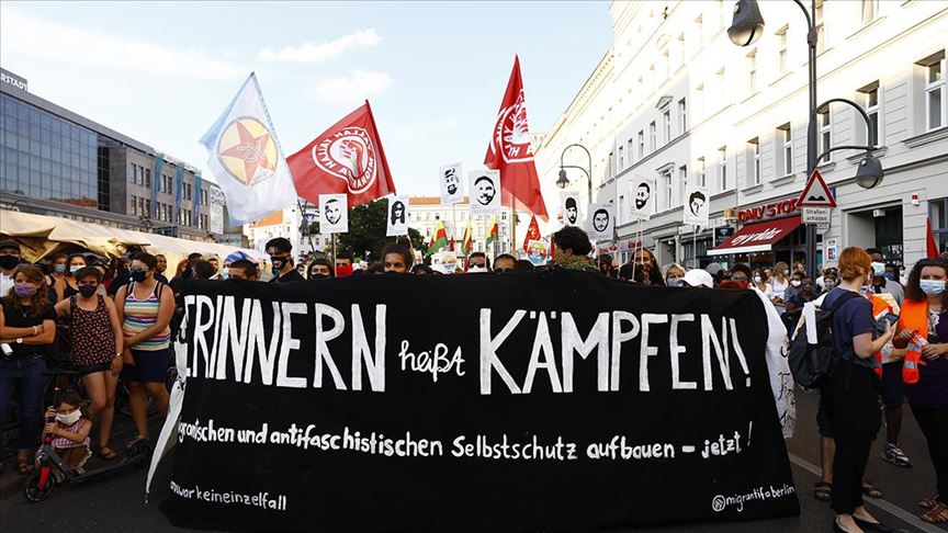 Göç tarihinde avrupalıların Türklere karşı uyguladıkları Rotterdam, Schiedam, Mölln ve Solingen faciaları